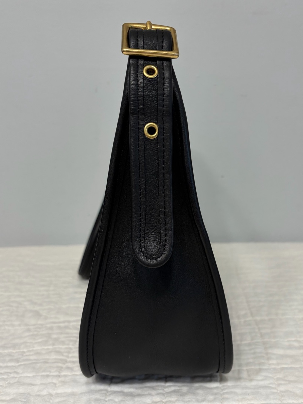 Vintage Coach Janice’s Legacy Bag (#9950) Black Leather with Brass Hardware - Picture 6 of 14